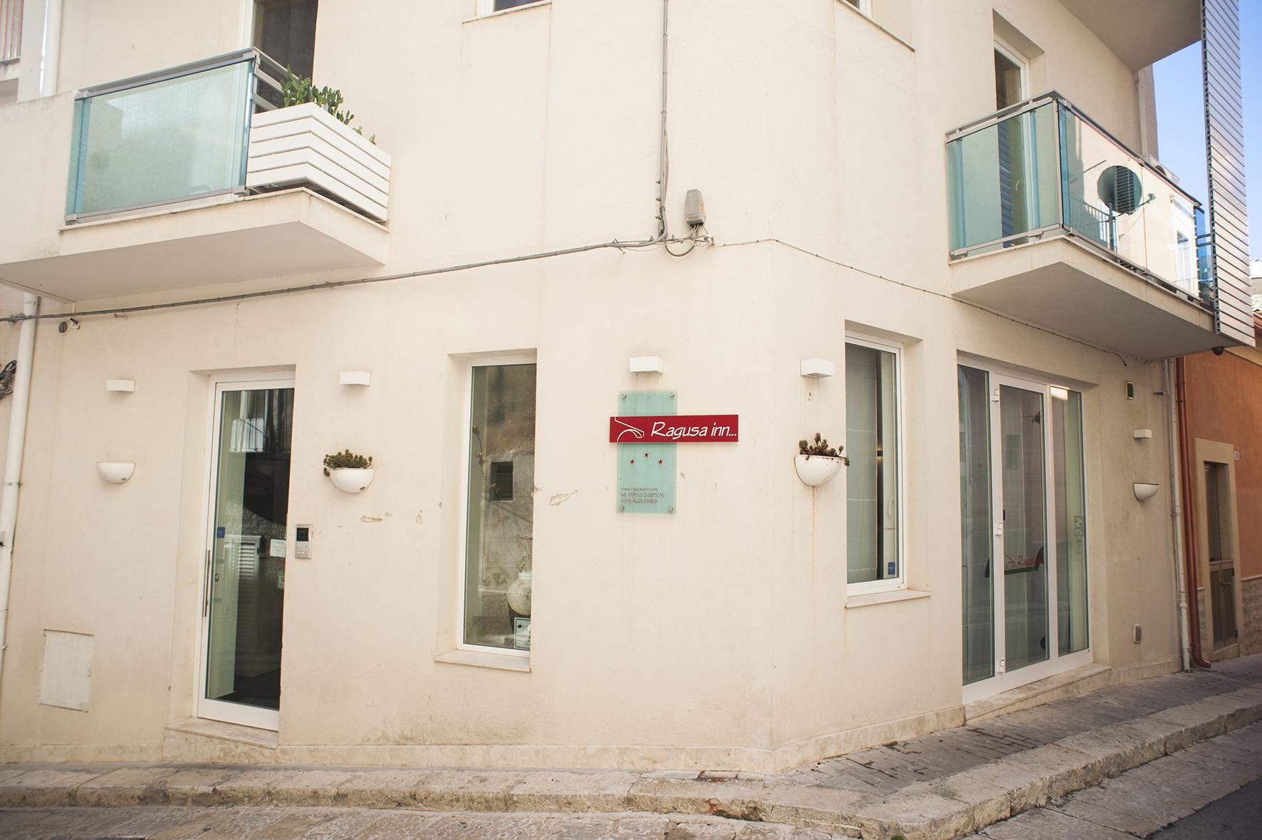 Ragusa Inn Bagian luar foto